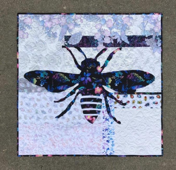 image of bee quilt