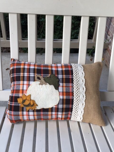 Image of Free Pillow Pattern